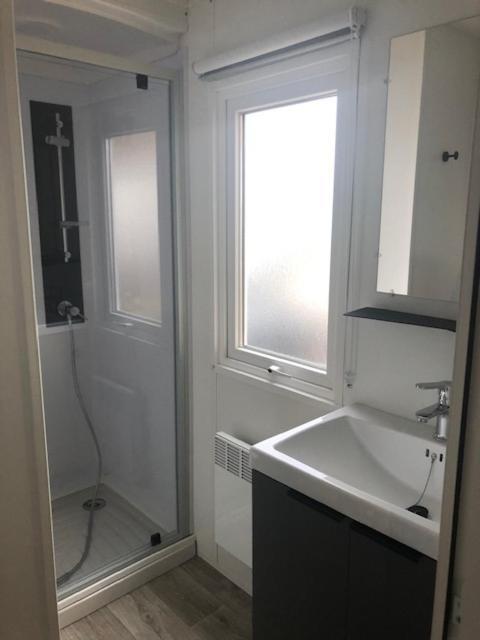 Mobilhome Canet En Roussillon - Canet Plage Loc Canet-en-Roussillon Exterior foto
