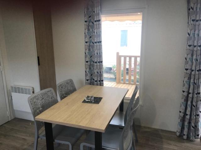 Mobilhome Canet En Roussillon - Canet Plage Loc Canet-en-Roussillon Exterior foto