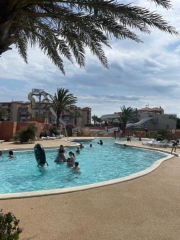 Mobilhome Canet En Roussillon - Canet Plage Loc Canet-en-Roussillon Exterior foto