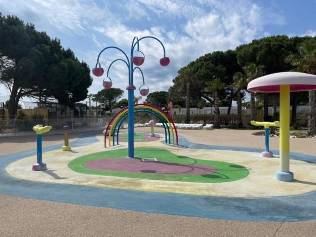 Mobilhome Canet En Roussillon - Canet Plage Loc Canet-en-Roussillon Exterior foto
